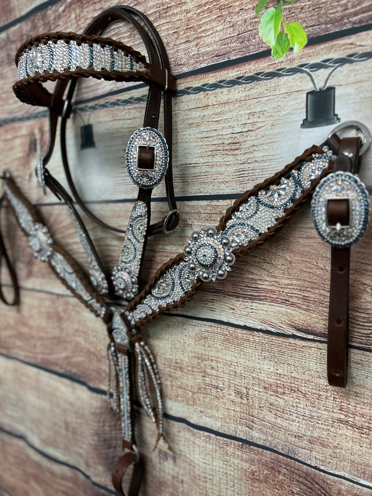 The Blue Jeans Baby scalloped set