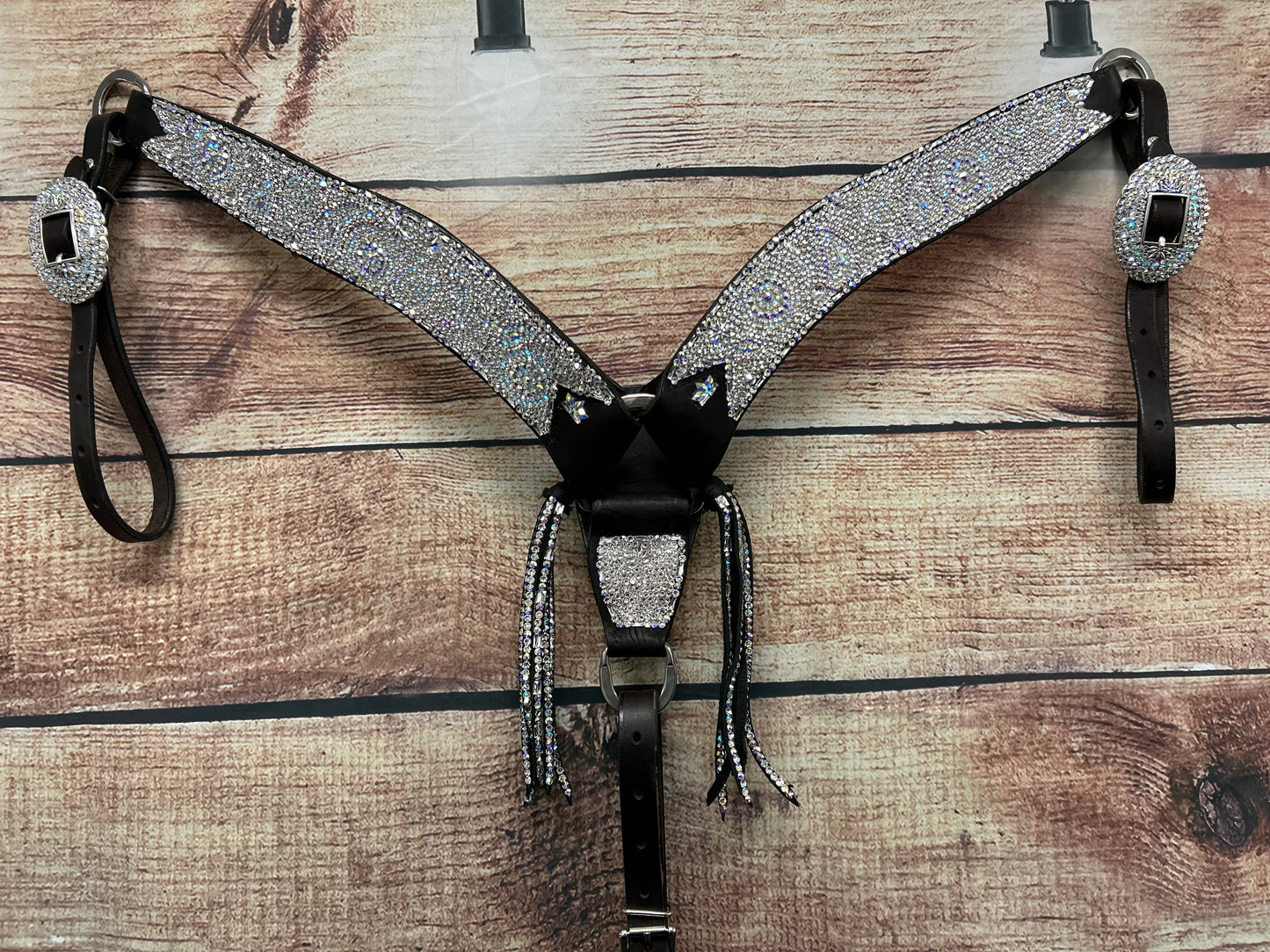 The Paisley barrel racer breast collar