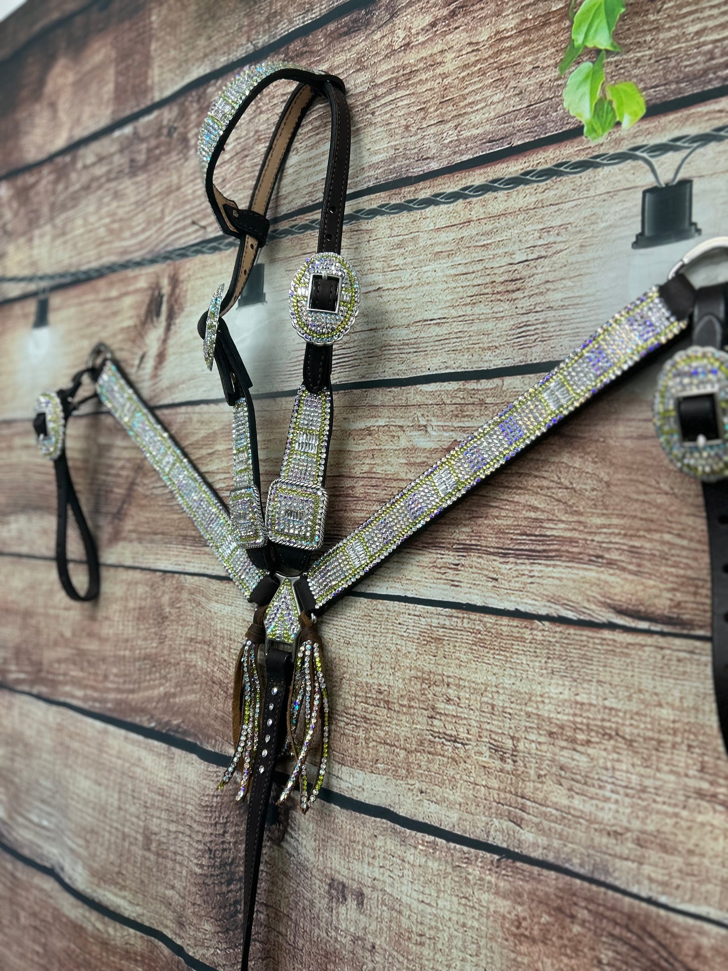 Iced down with Hint of Lime Straight Set